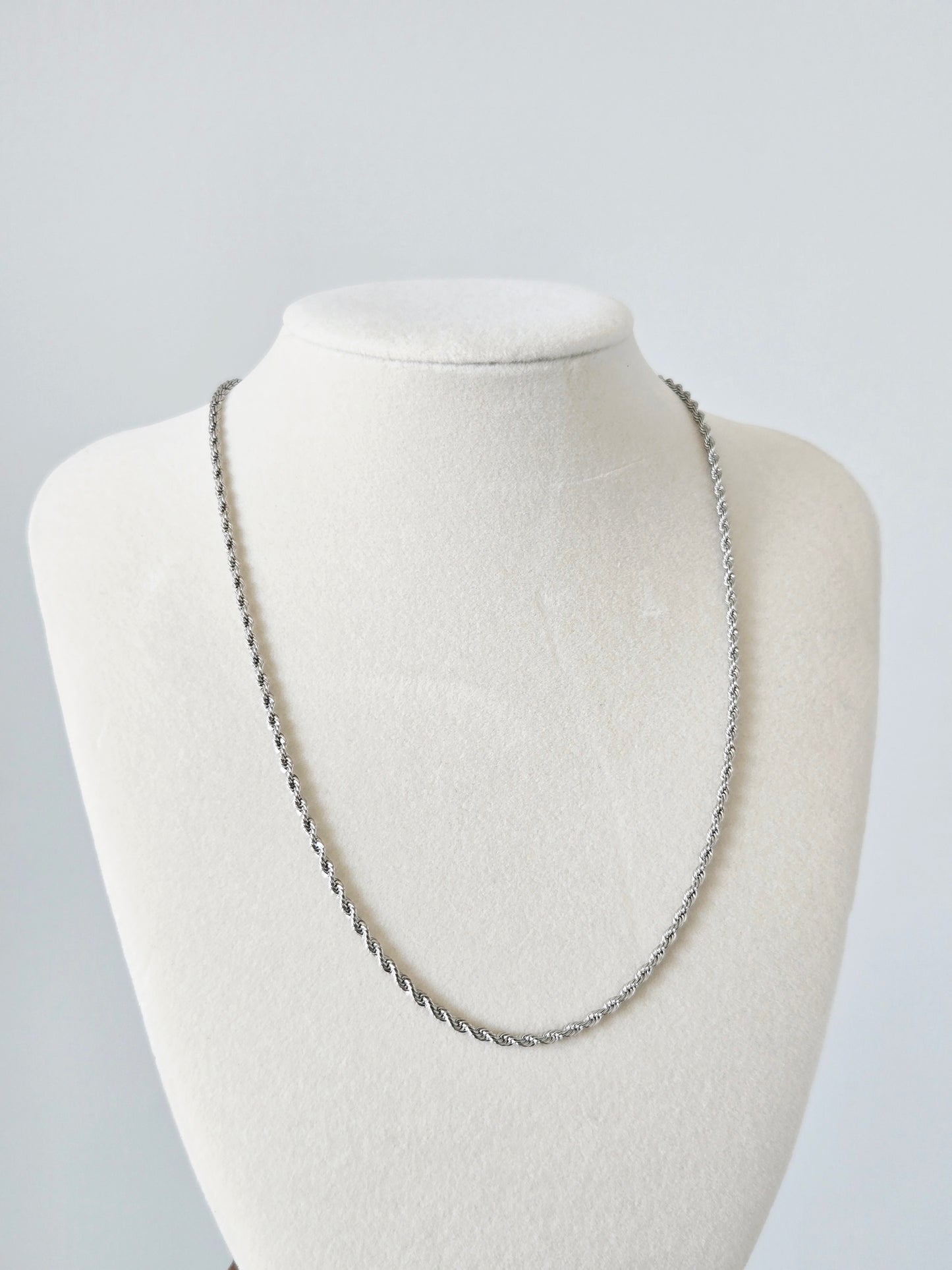 Ivy Silver - Necklace, Earrings, Ring - Gift Set